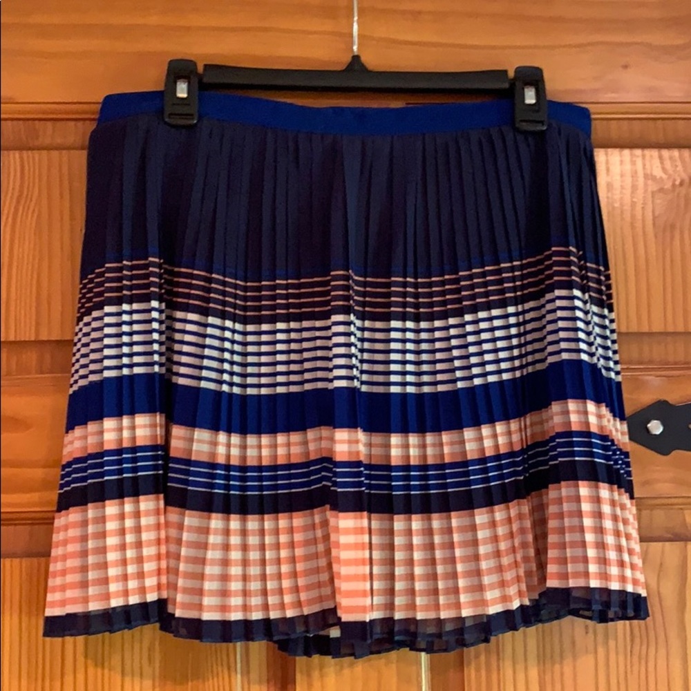 Pleated pink, white and blue skirt!